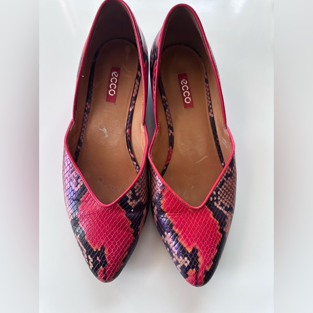 ECCO Women's Multicolor Snakeskin Flats